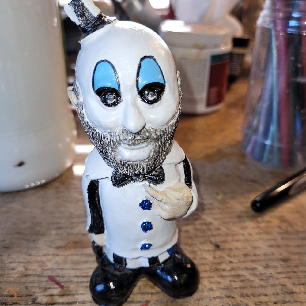Clown (cement)